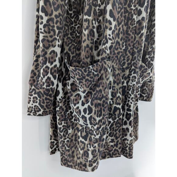 Sanctuary Duster Velvety Cheetah Print Camp Pocket Cardigan - Picture 5 of 10